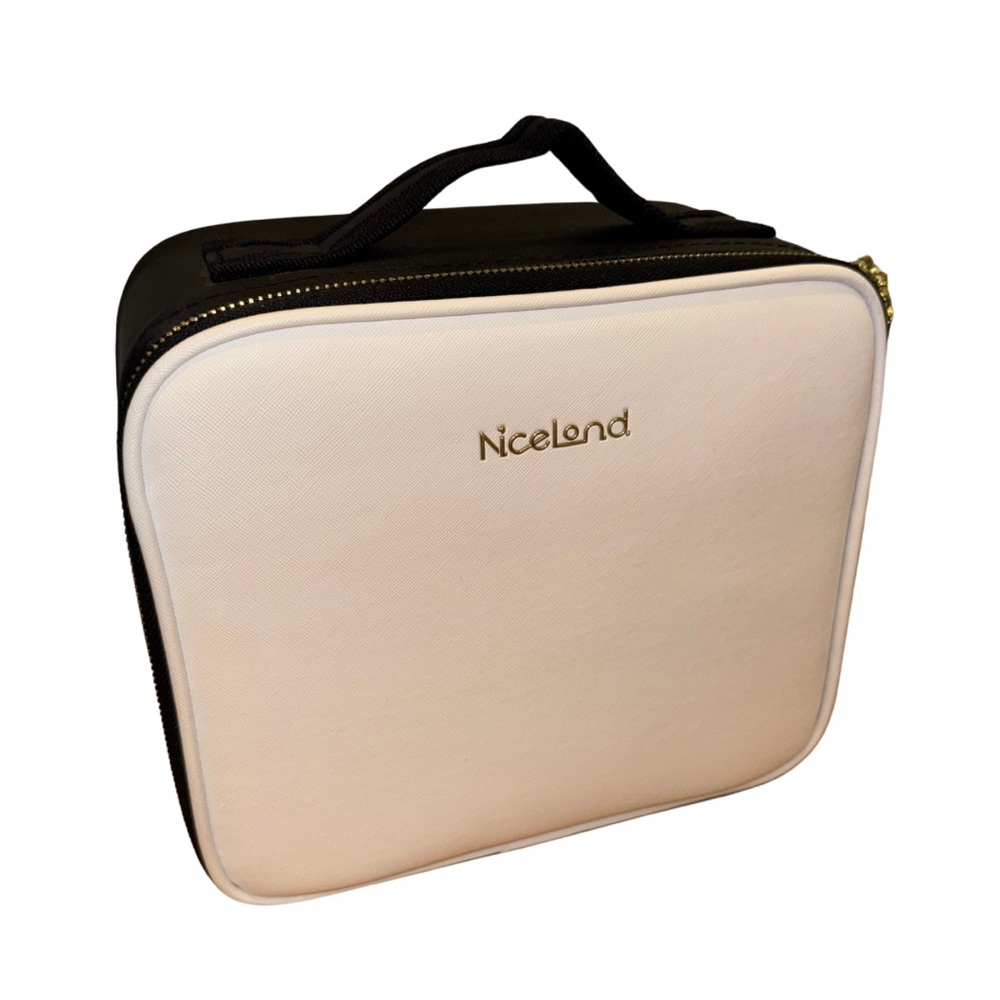 ‘Niceland’ white & black portable makeup travel case with built-in LED mirror